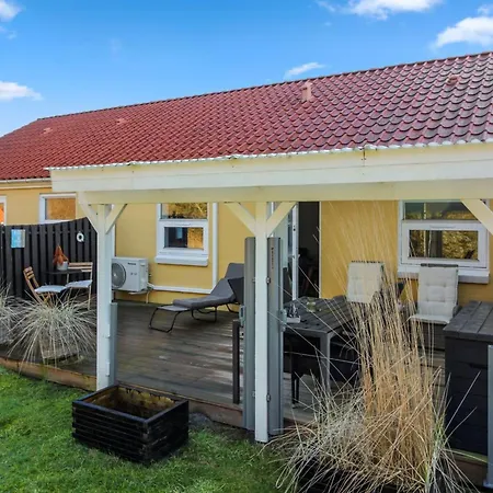 Lejlighed Oddi - 900m From The Sea By Interhome *